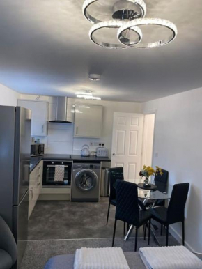 Luxury Town Center Studio Stevenage